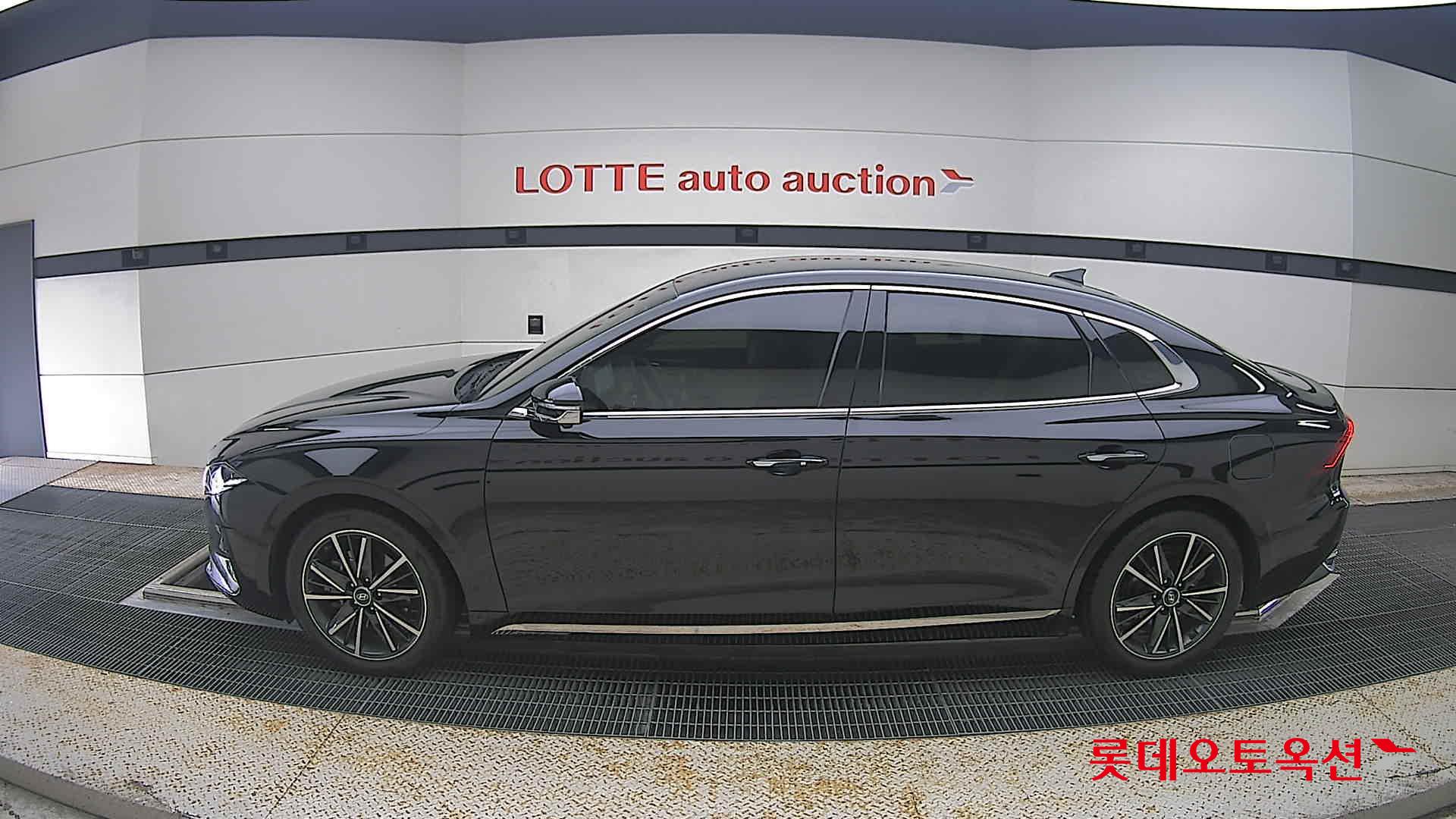 2022 - hyundai grandeur