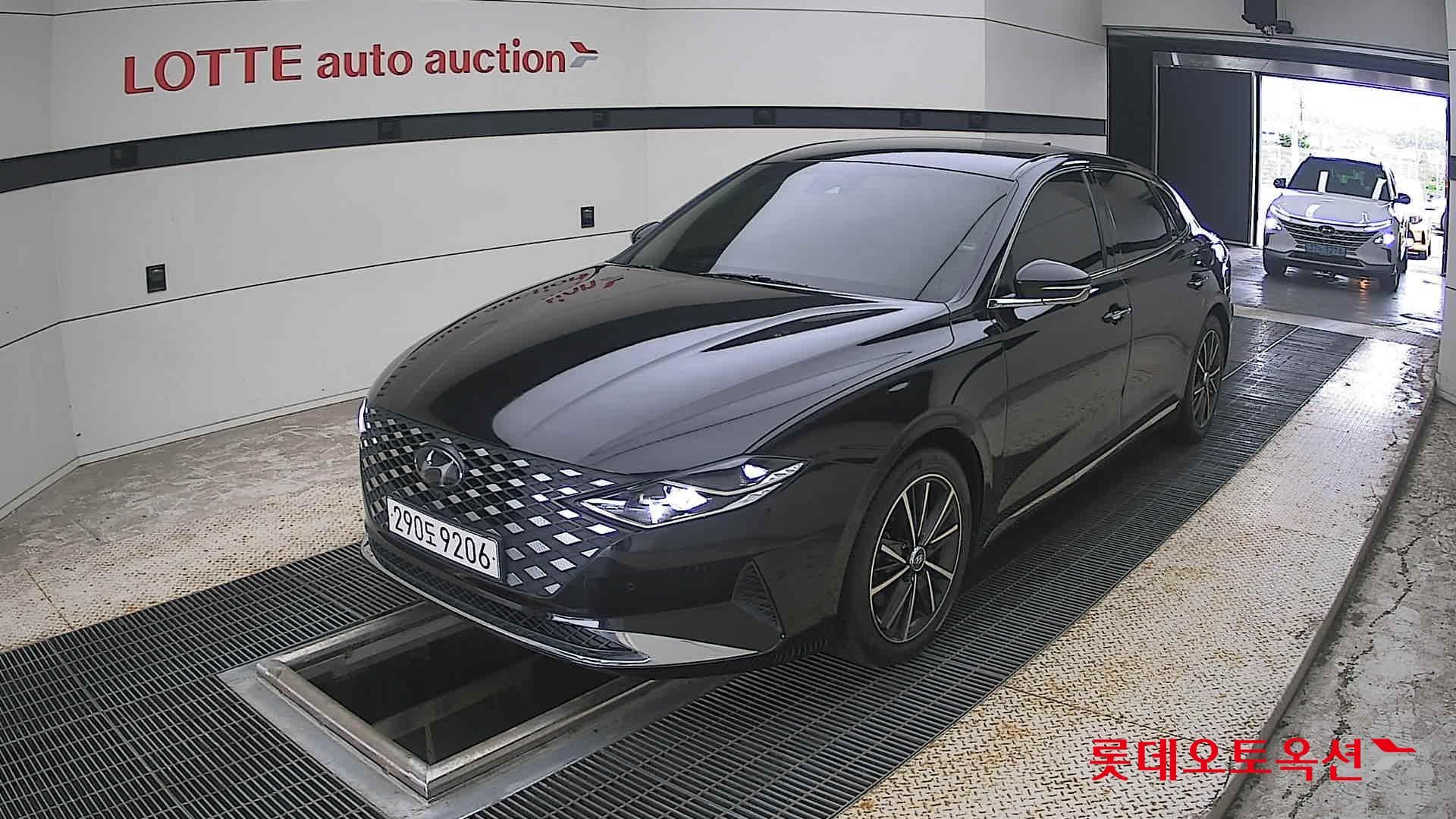 2022 - hyundai grandeur