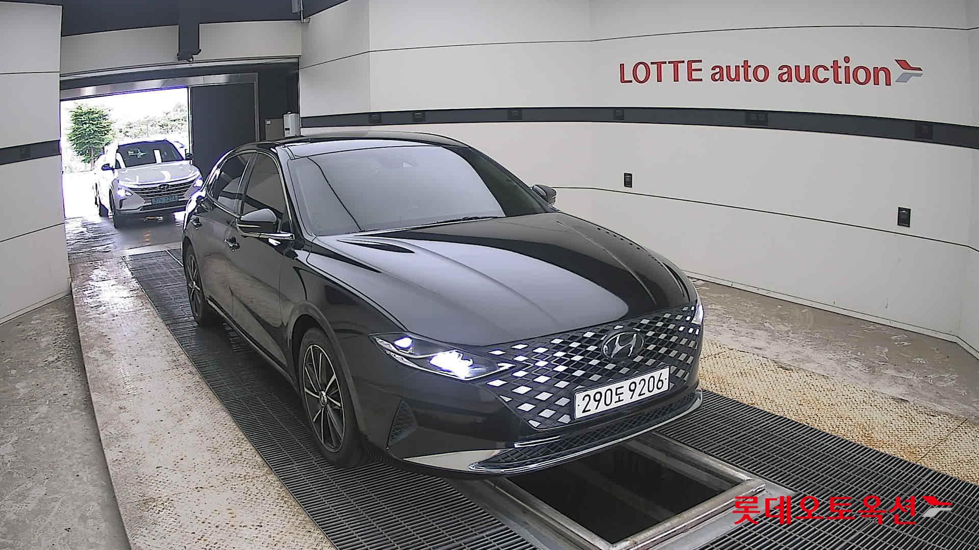 2022 - hyundai grandeur
