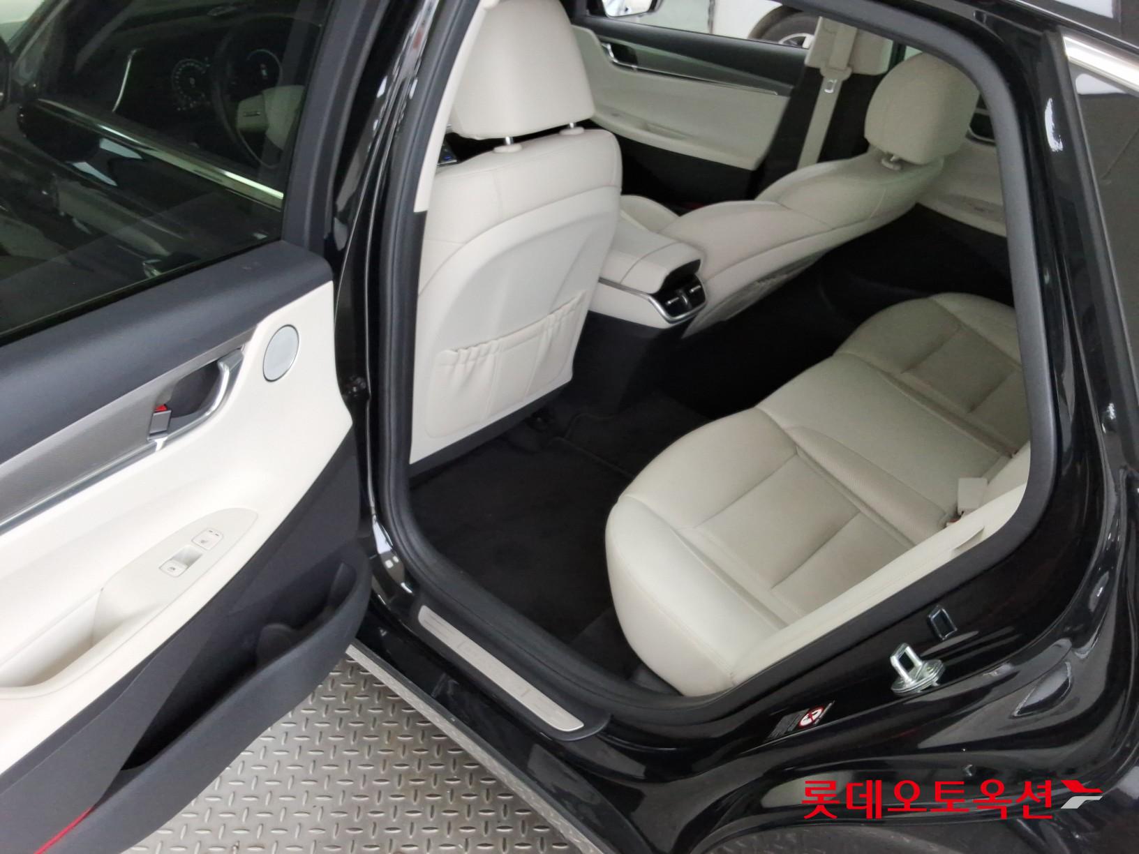 2022 - hyundai grandeur