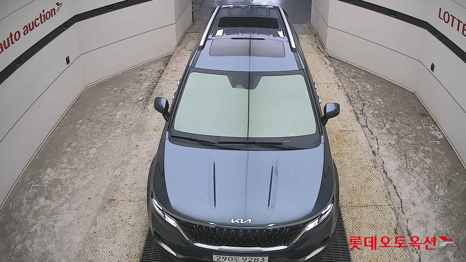 2022 - kia carnival