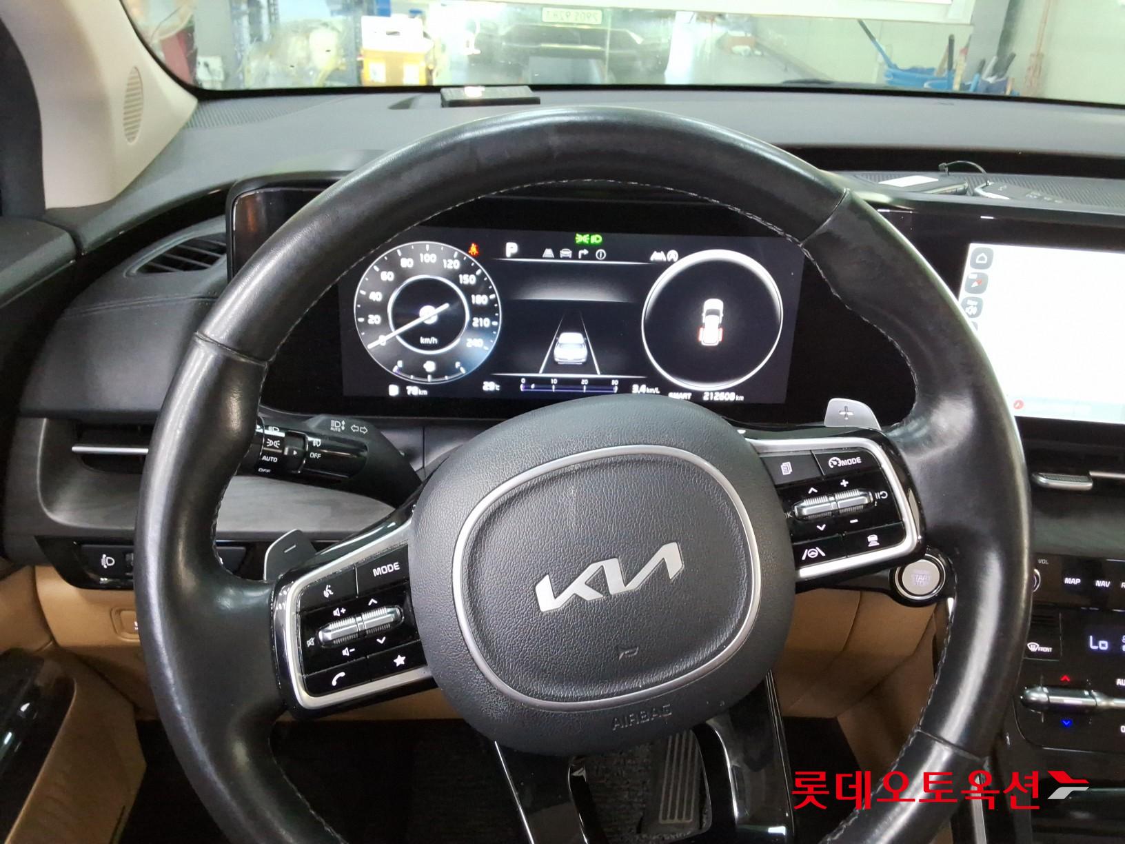 2022 - kia carnival
