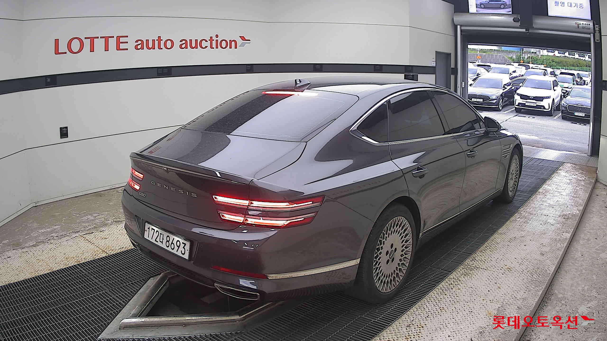 2022 - genesis g80