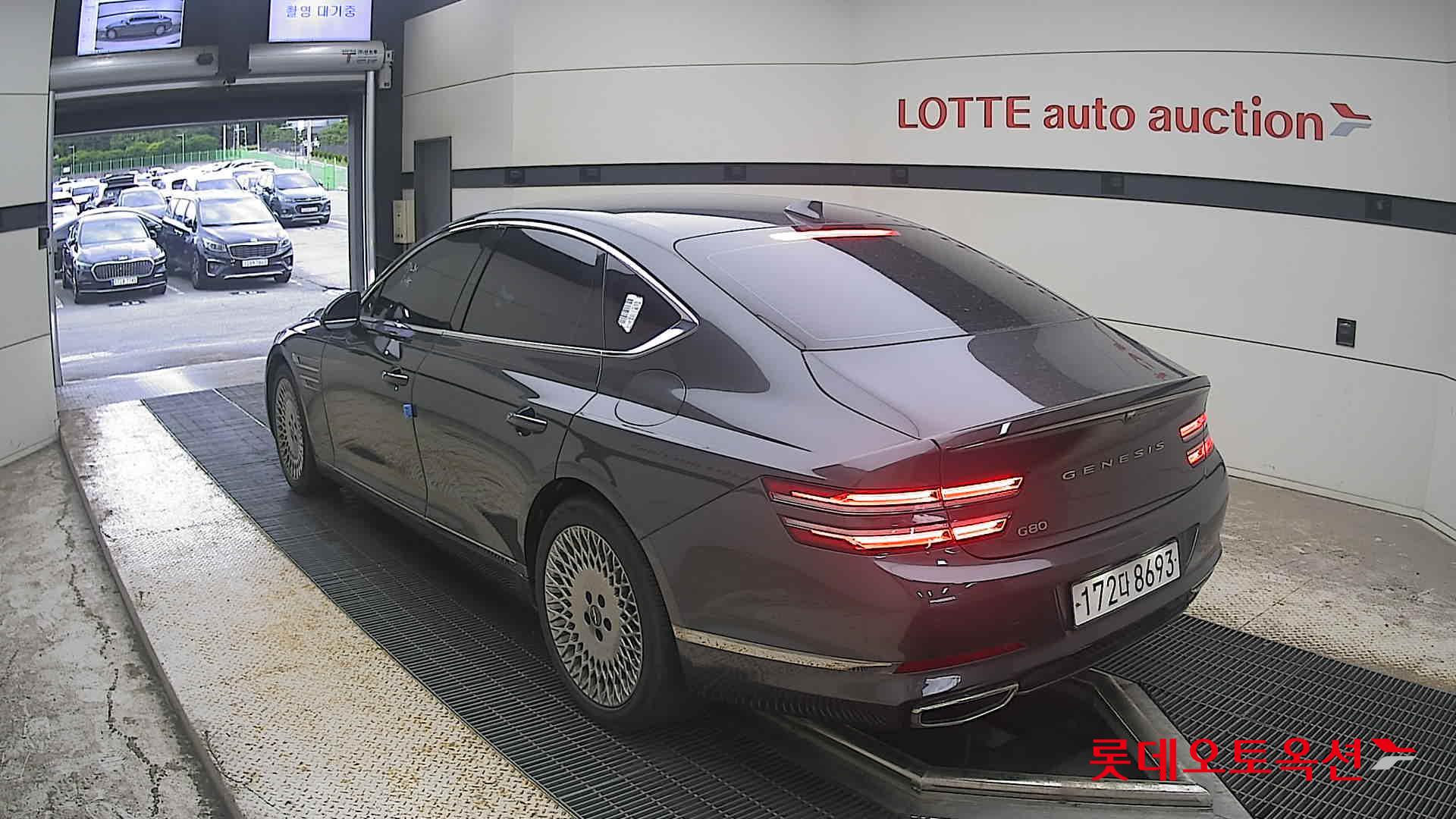 2022 - genesis g80