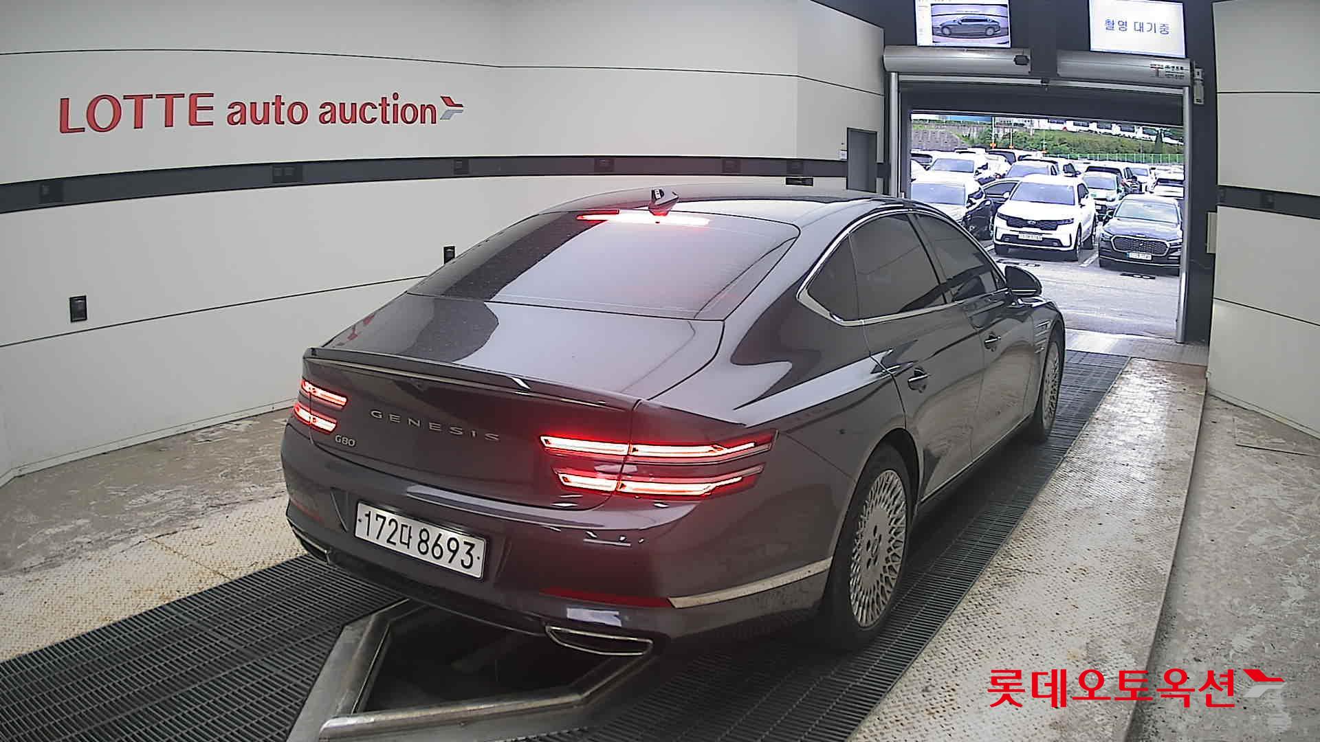 2022 - genesis g80