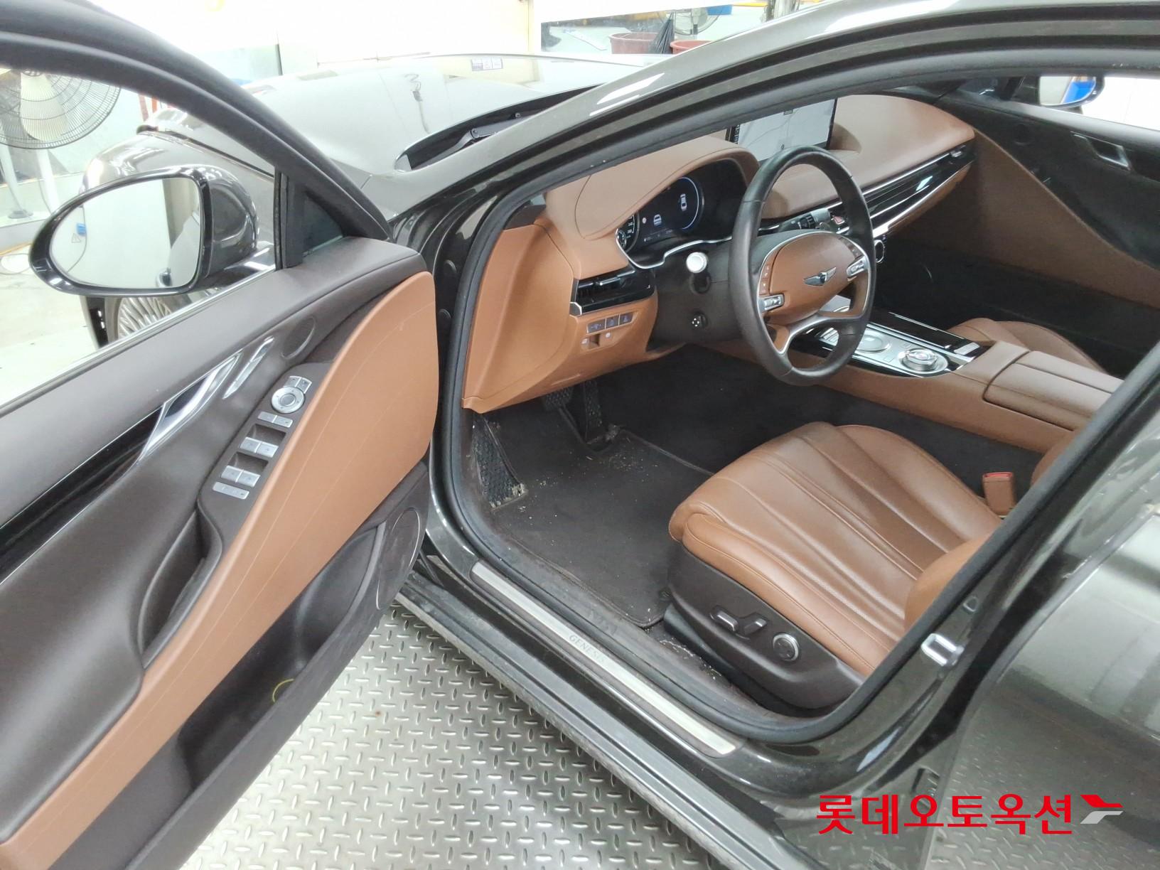 2022 - genesis g80