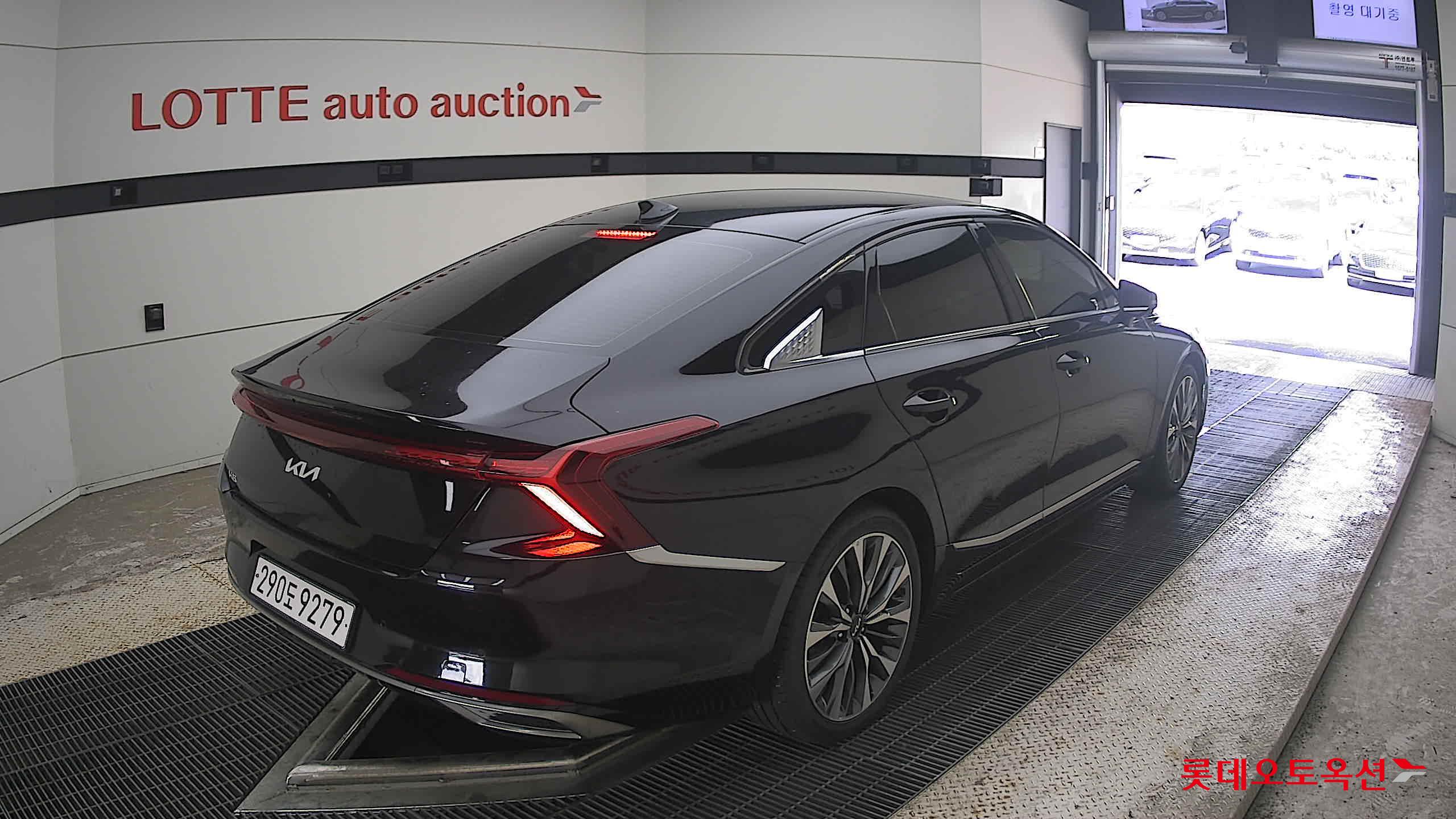 2022 - kia k8