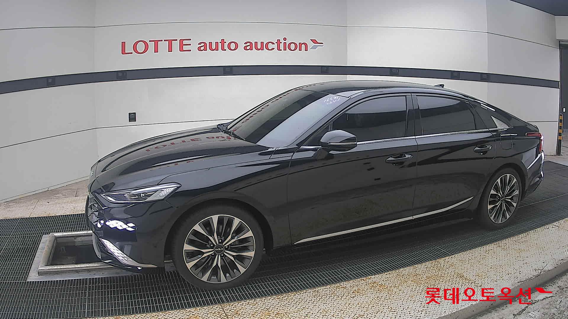 2022 - kia k8
