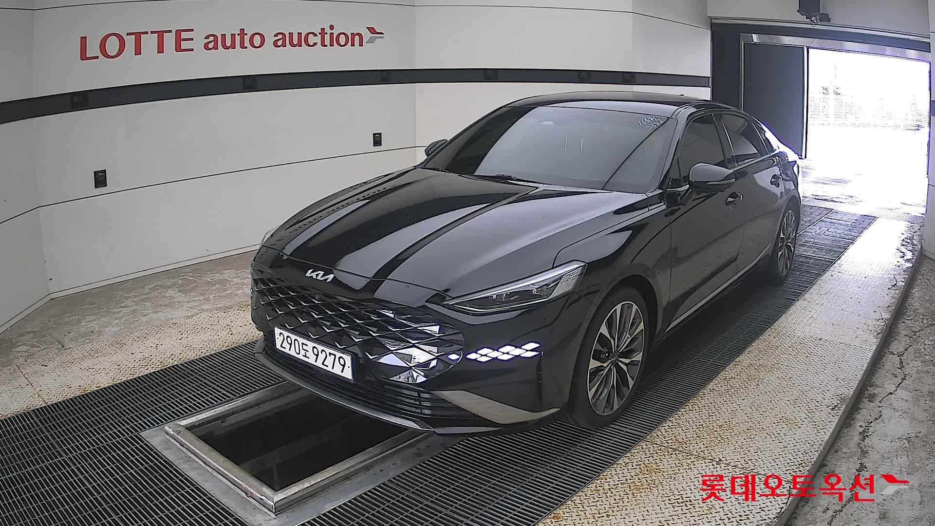 2022 - kia k8