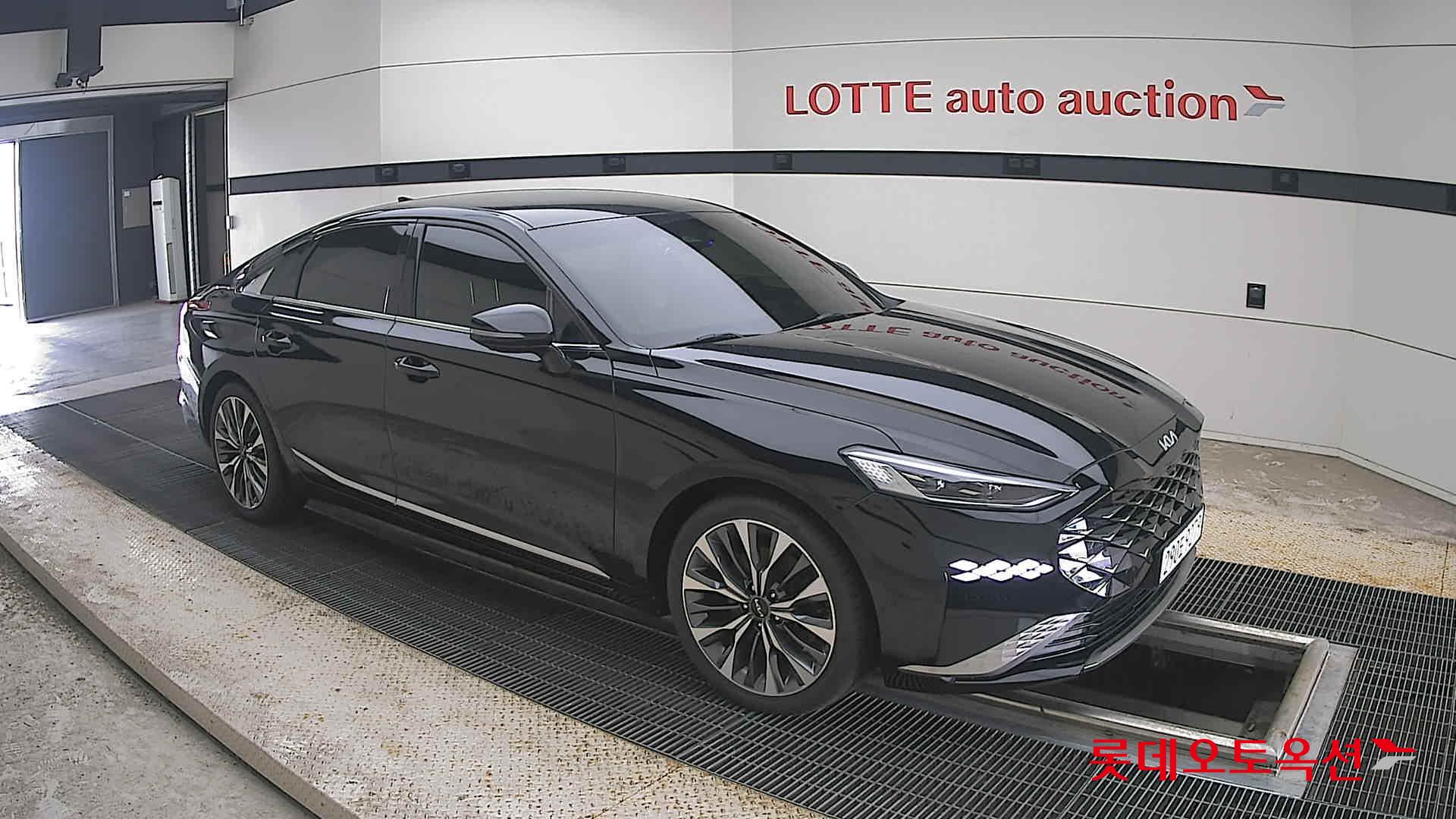 2022 - kia k8
