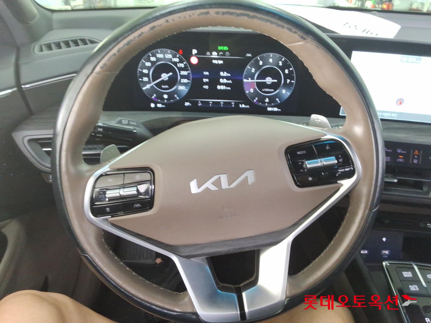 2022 - kia k8