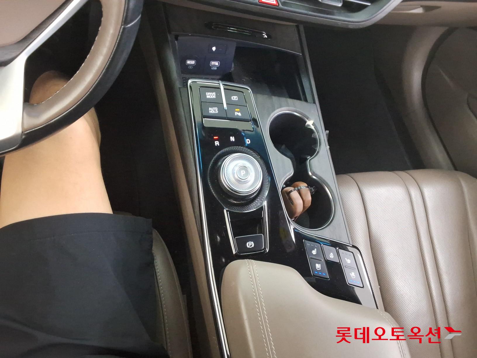 2022 - kia k8