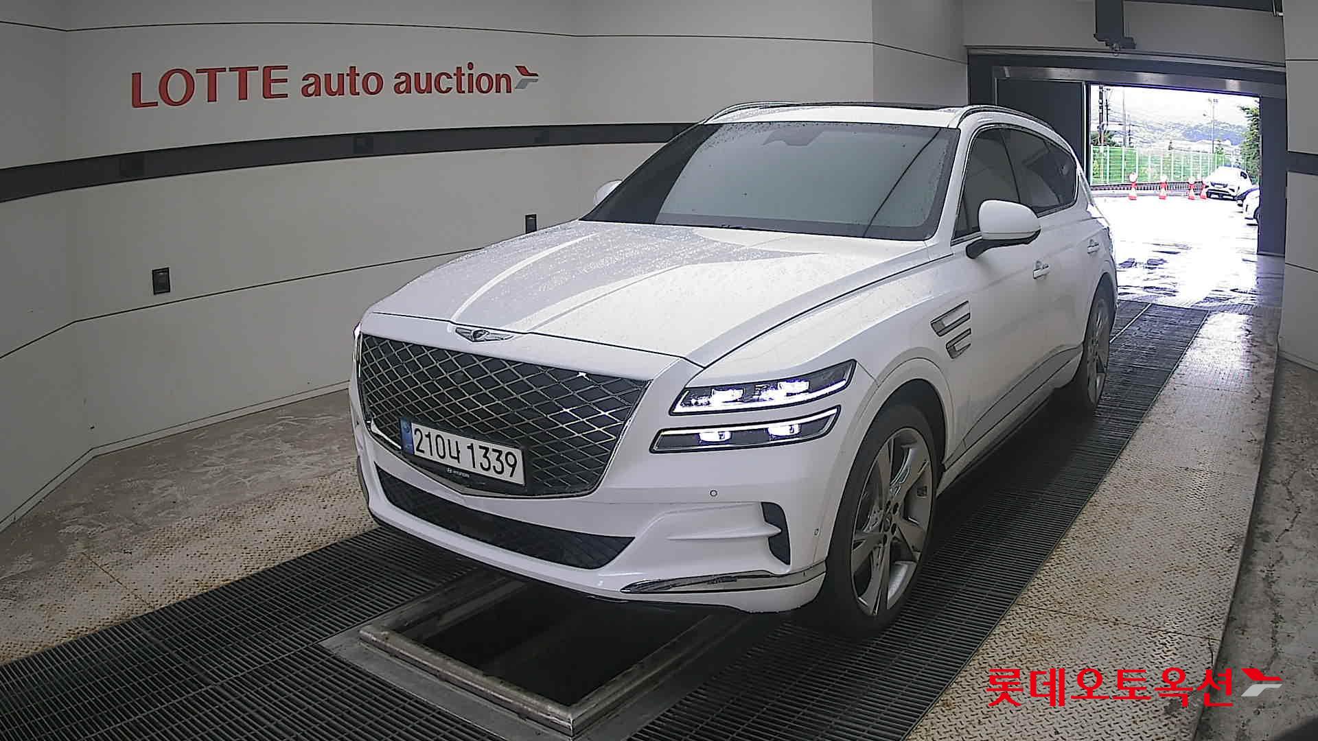 2022 - genesis gv80