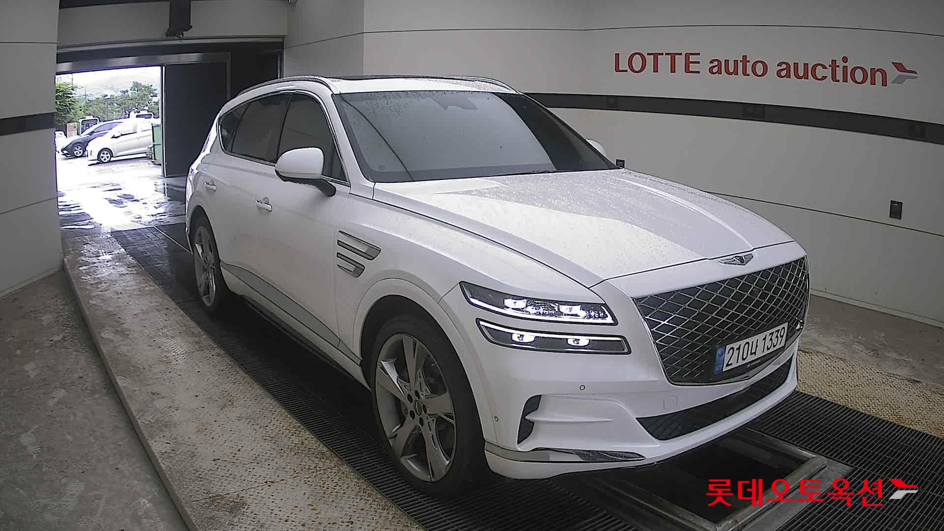 2022 - genesis gv80