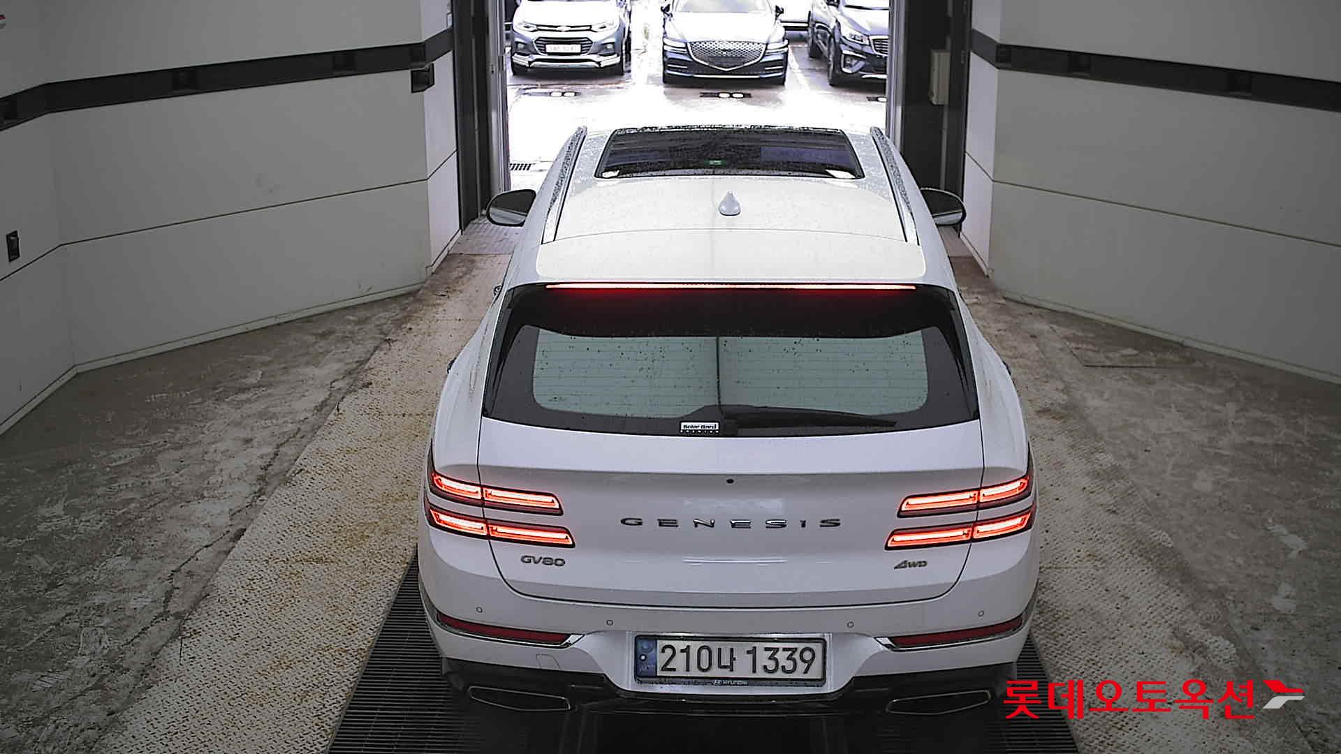2022 - genesis gv80