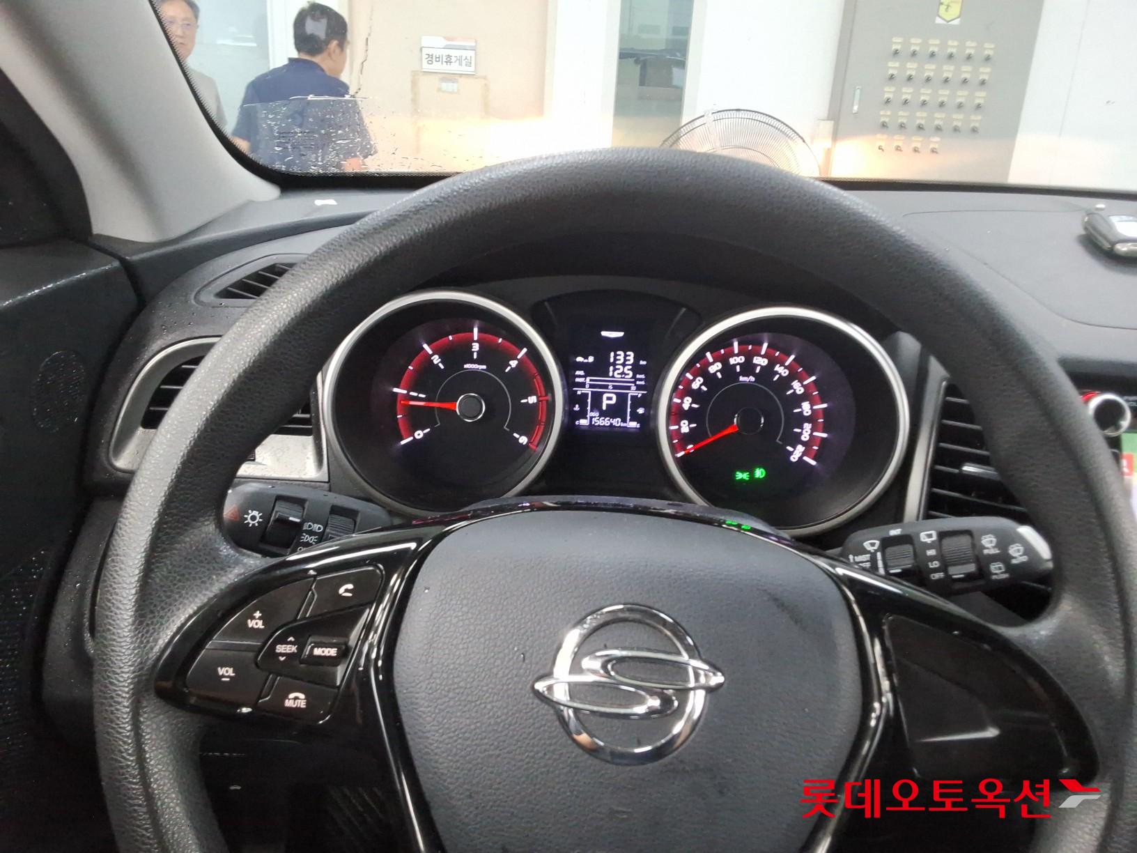 2017 - ssangyong tivoli