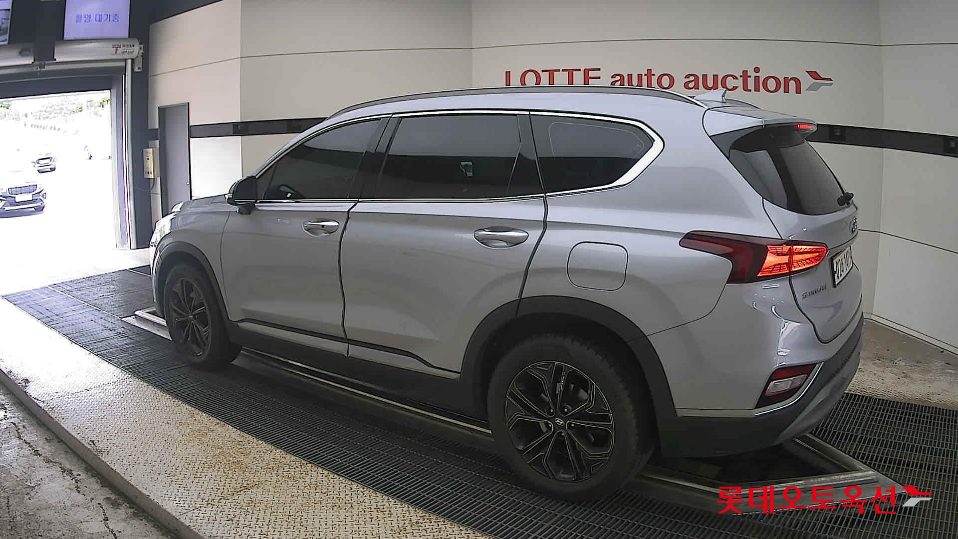2019 - hyundai santafe
