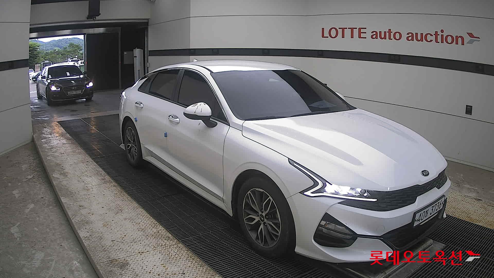 2020 - kia k5