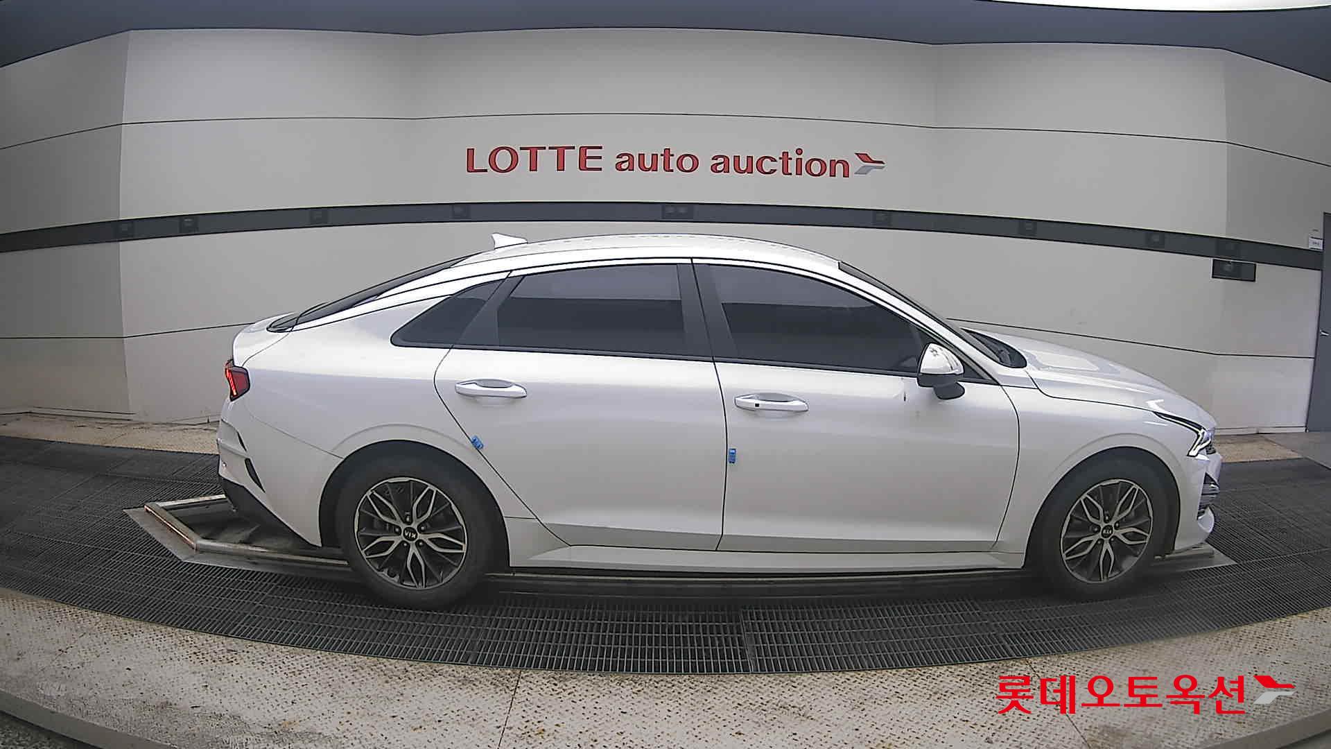 2020 - kia k5