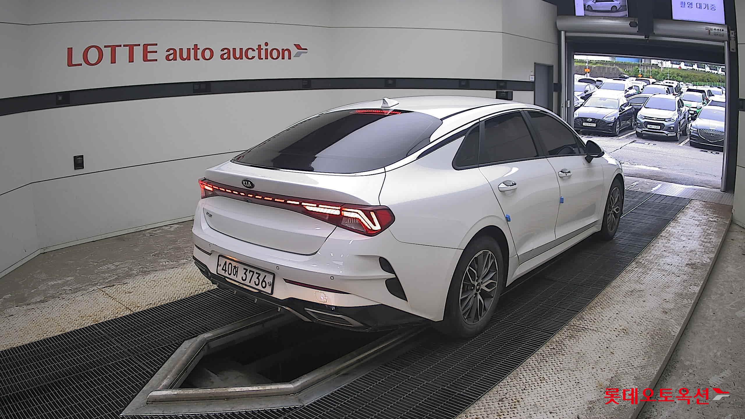 2020 - kia k5