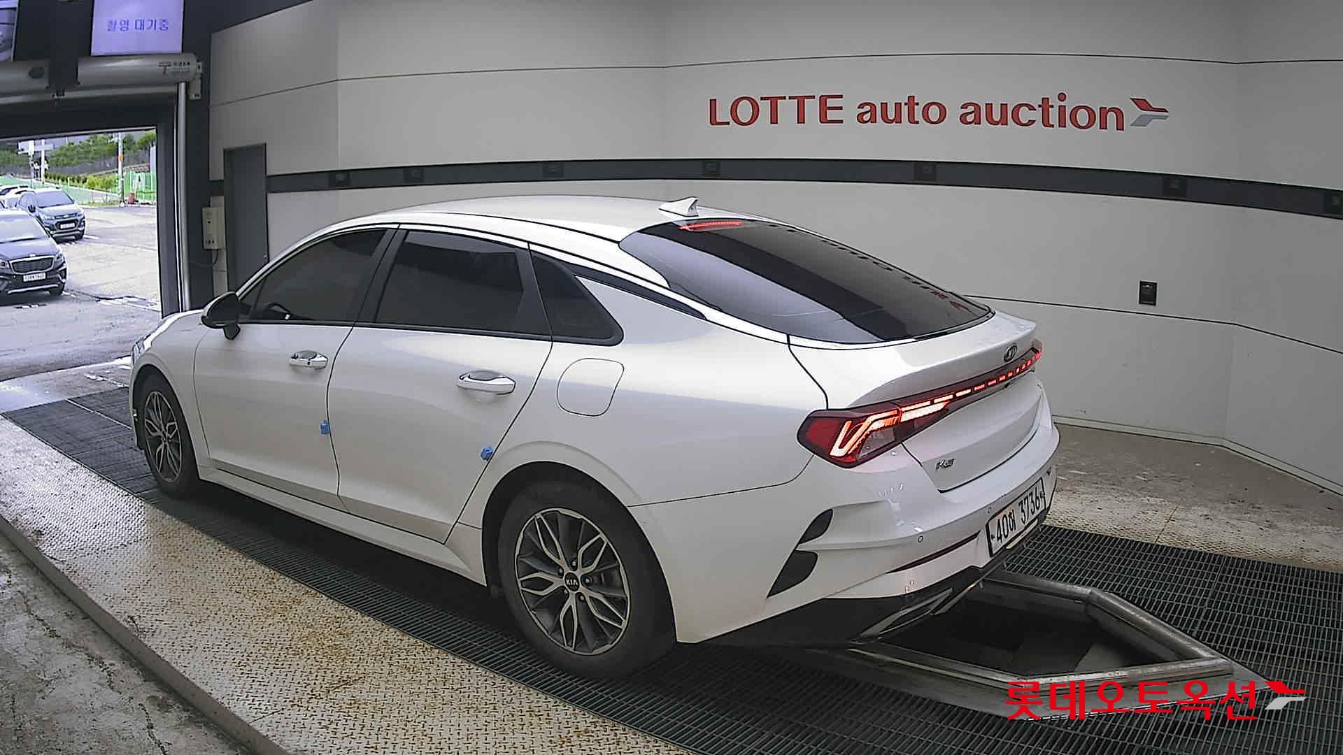 2020 - kia k5