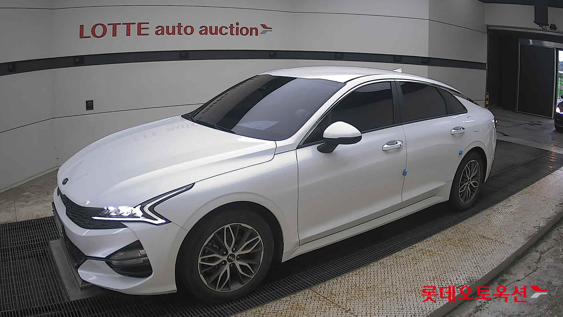 2020 - kia k5