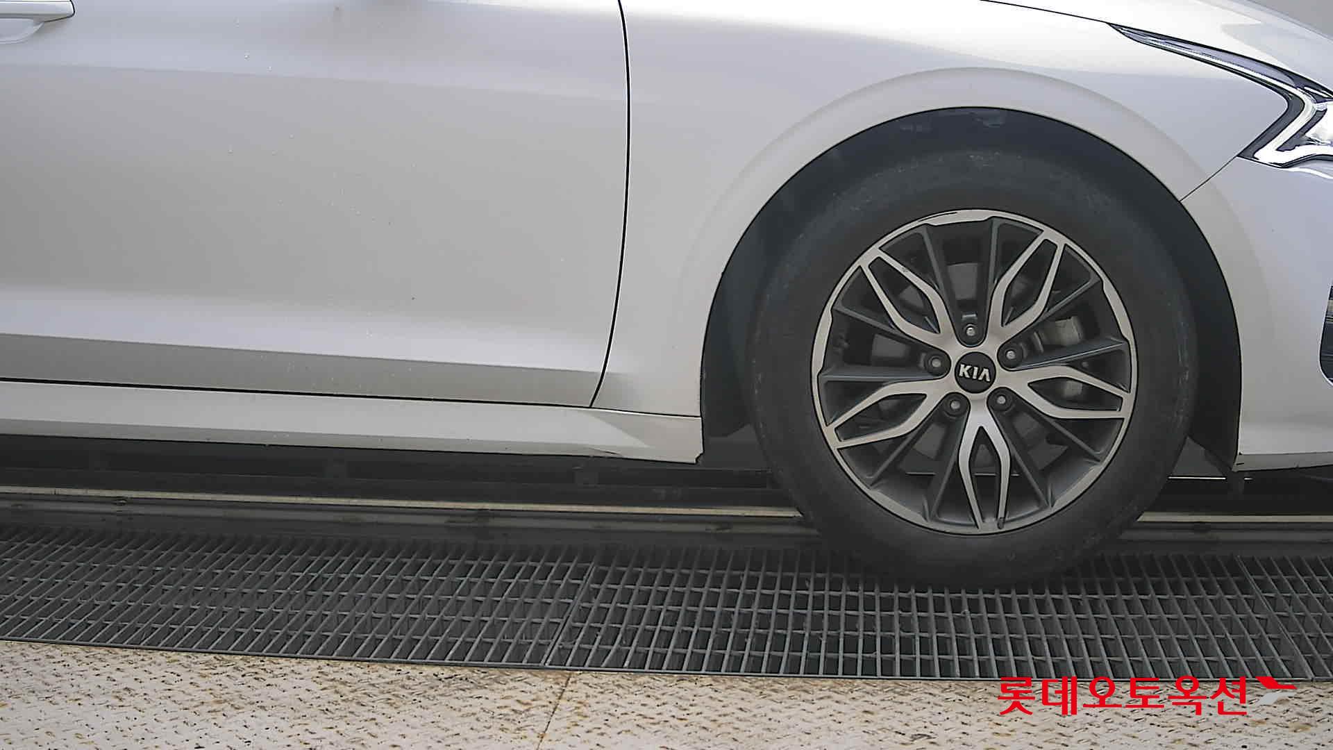 2020 - kia k5