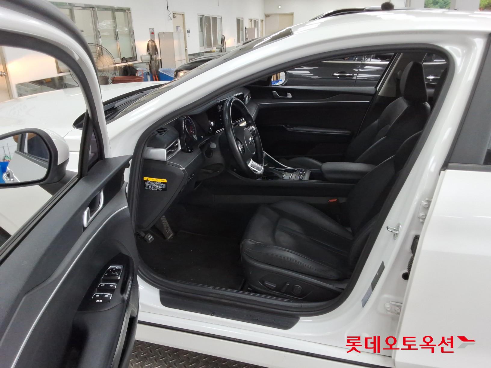2020 - kia k5
