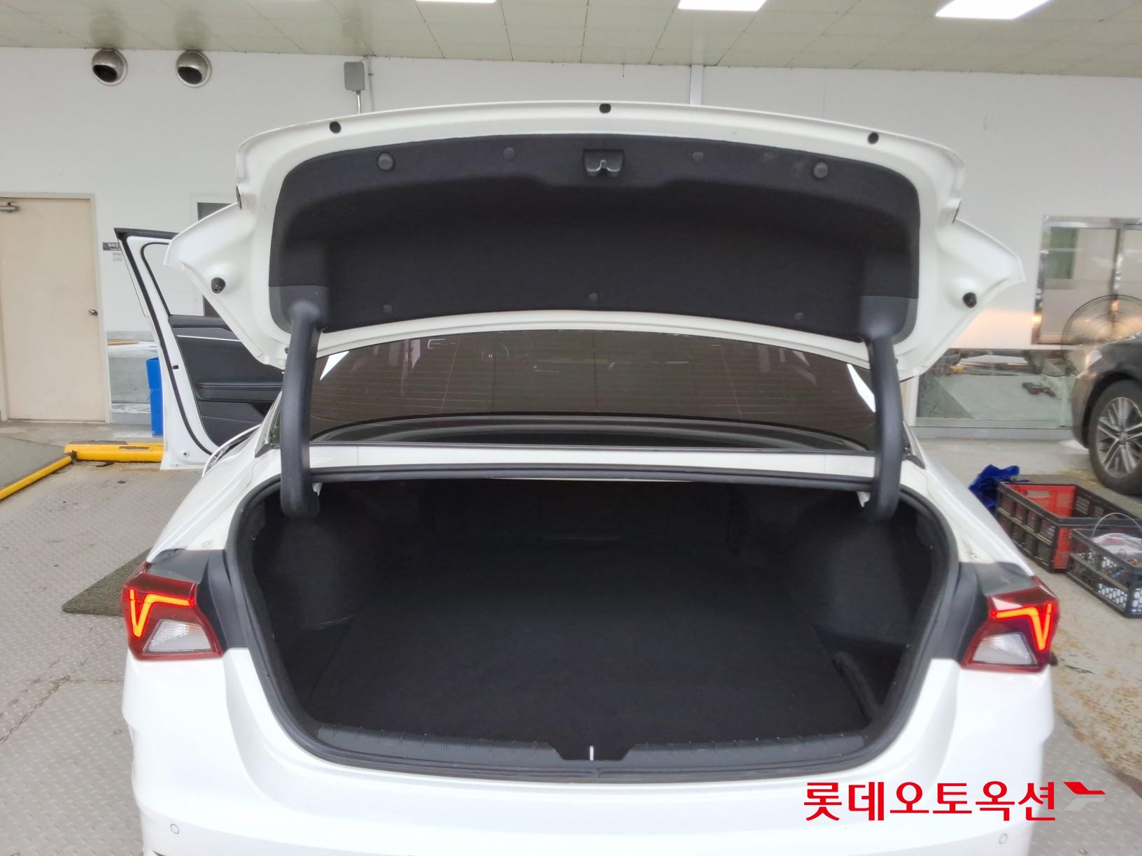 2020 - kia k5
