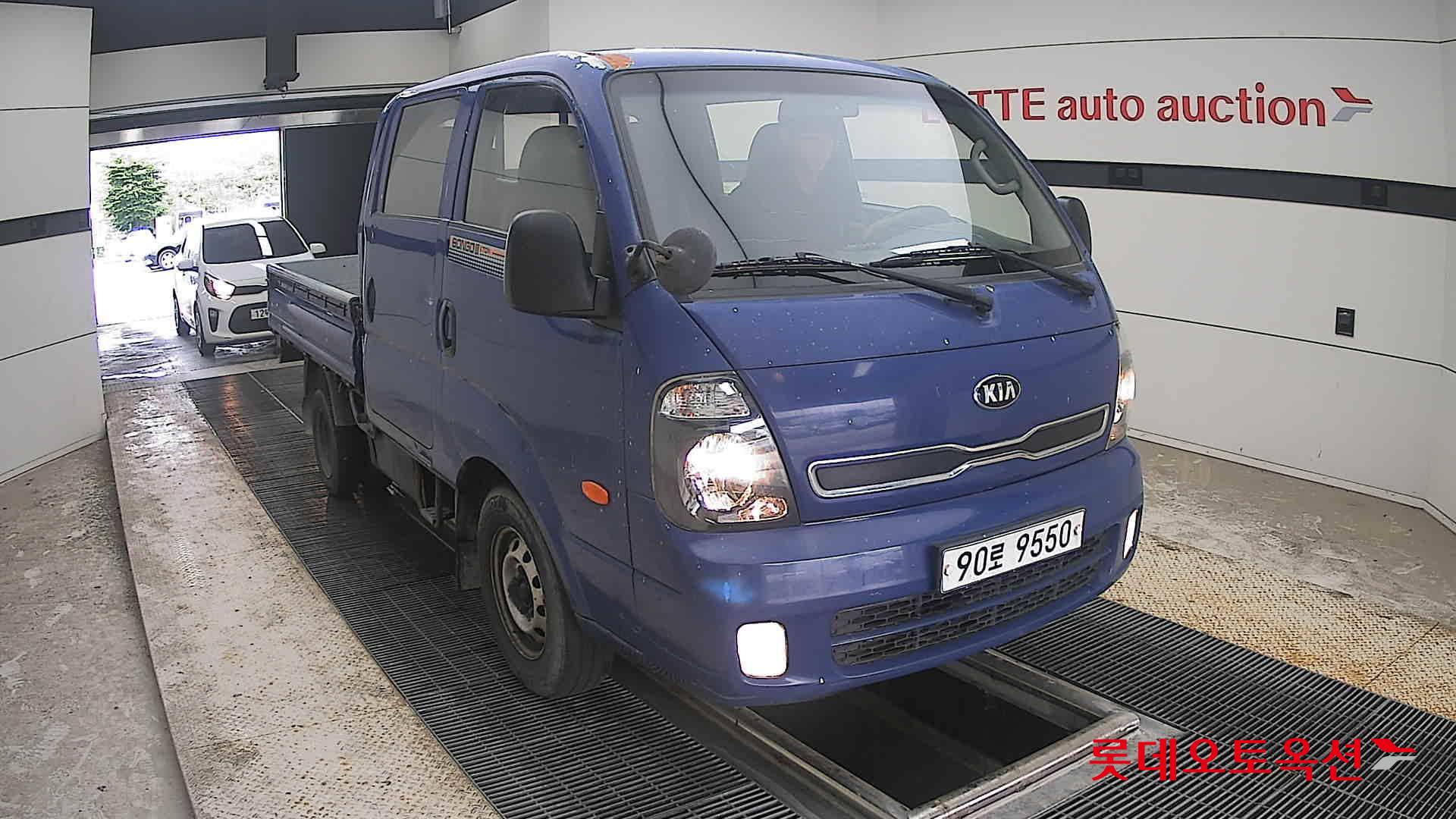 2015 - kia bongo
