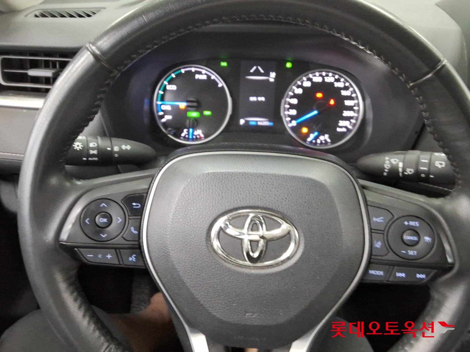 2022 - toyota rav4