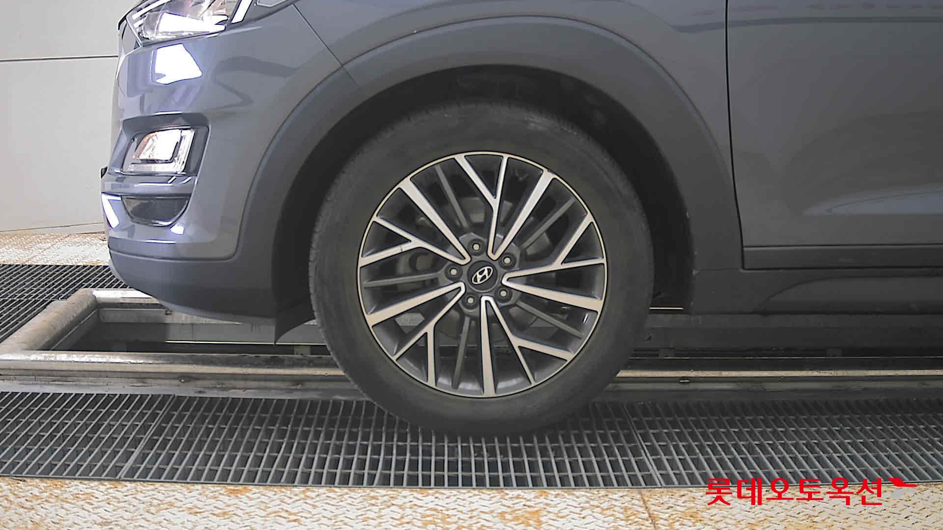 2019 - hyundai tucson