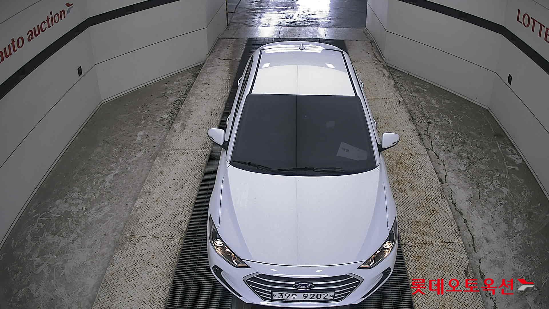 2018 - hyundai avante