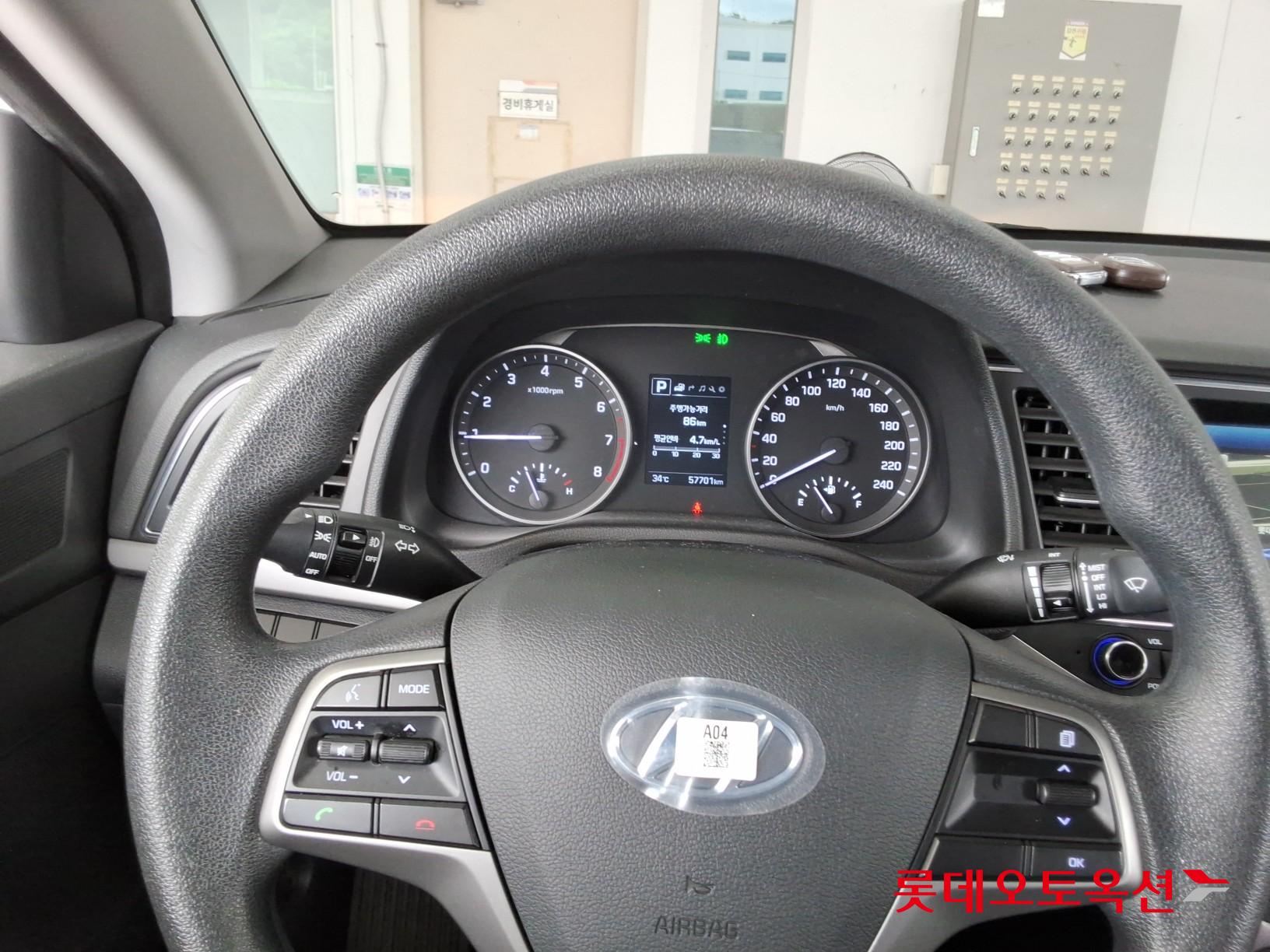 2018 - hyundai avante