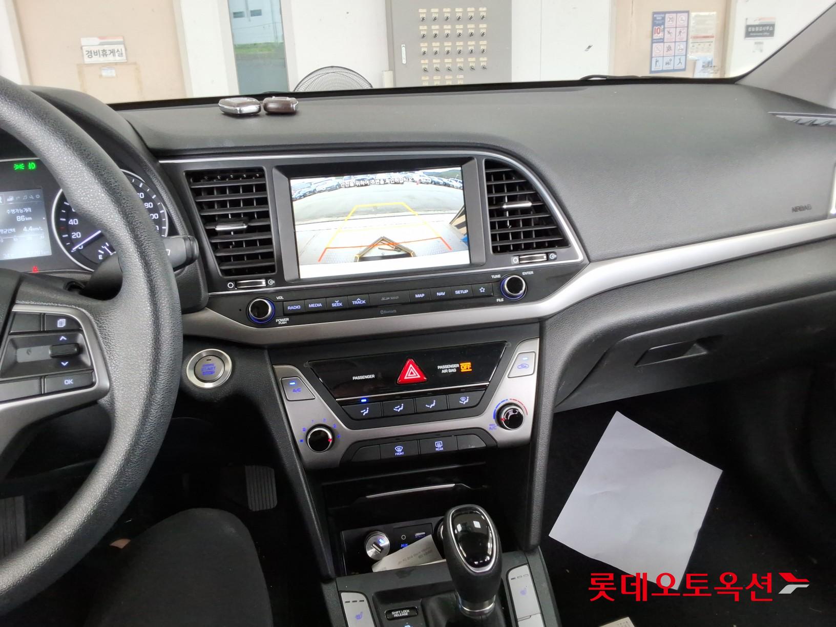 2018 - hyundai avante