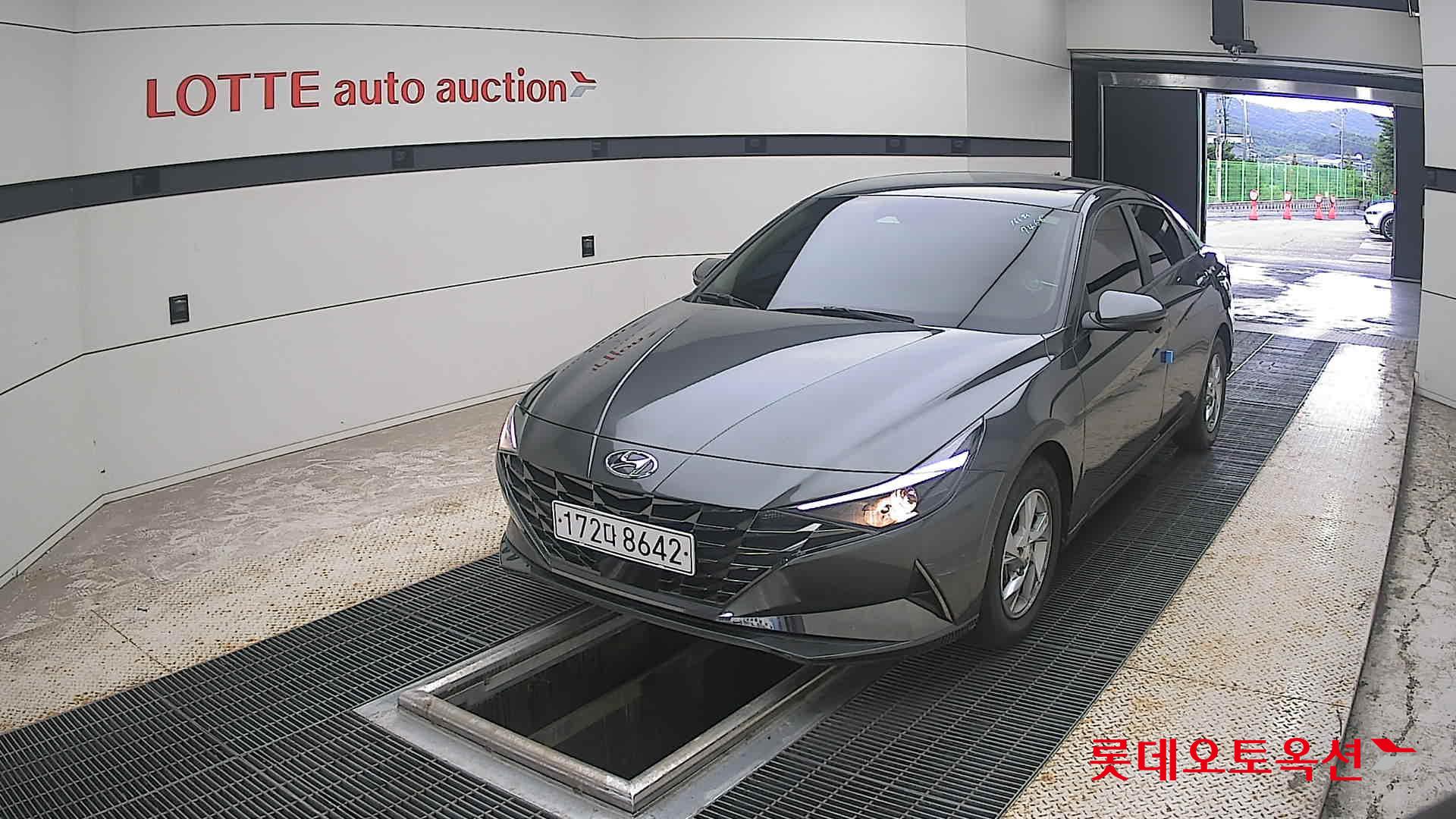 2021 - hyundai avante