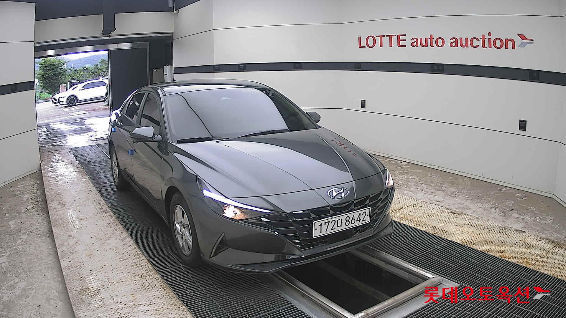 2021 - hyundai avante