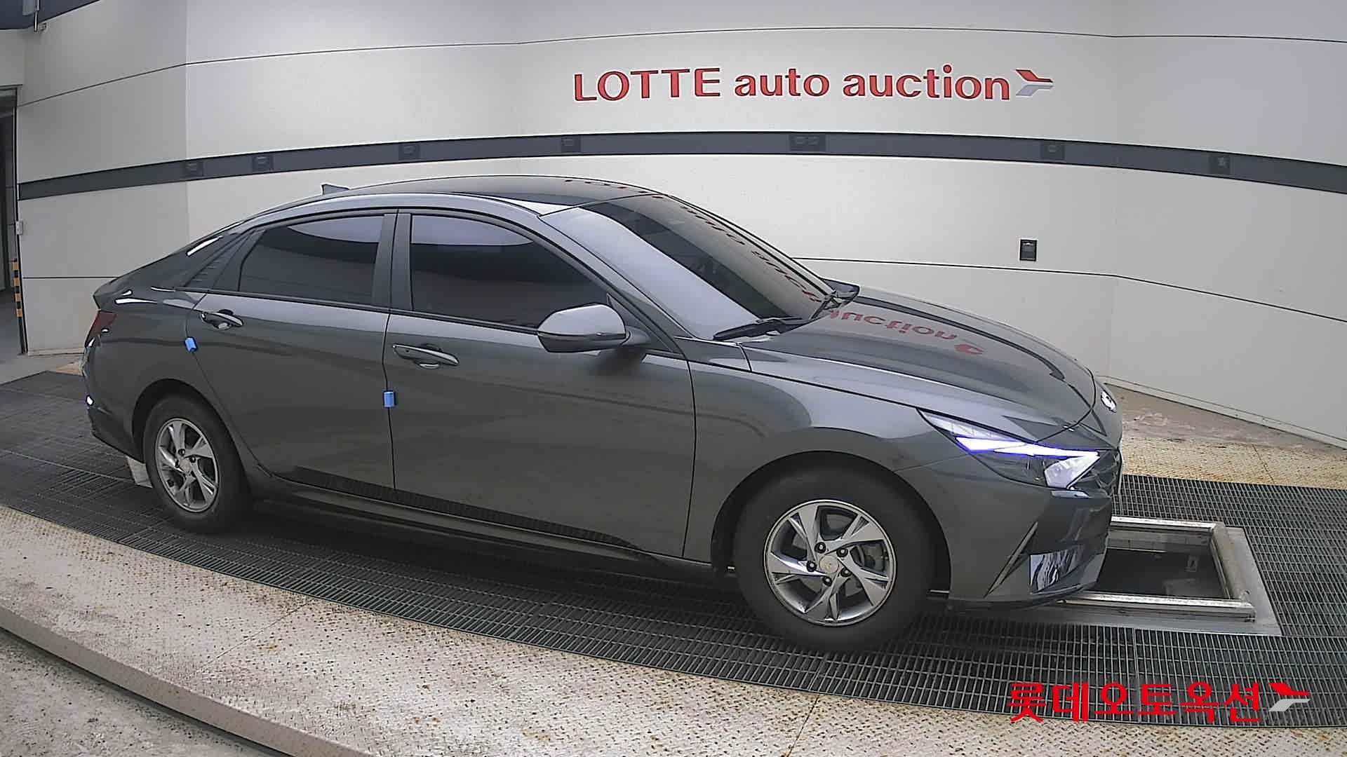 2021 - hyundai avante