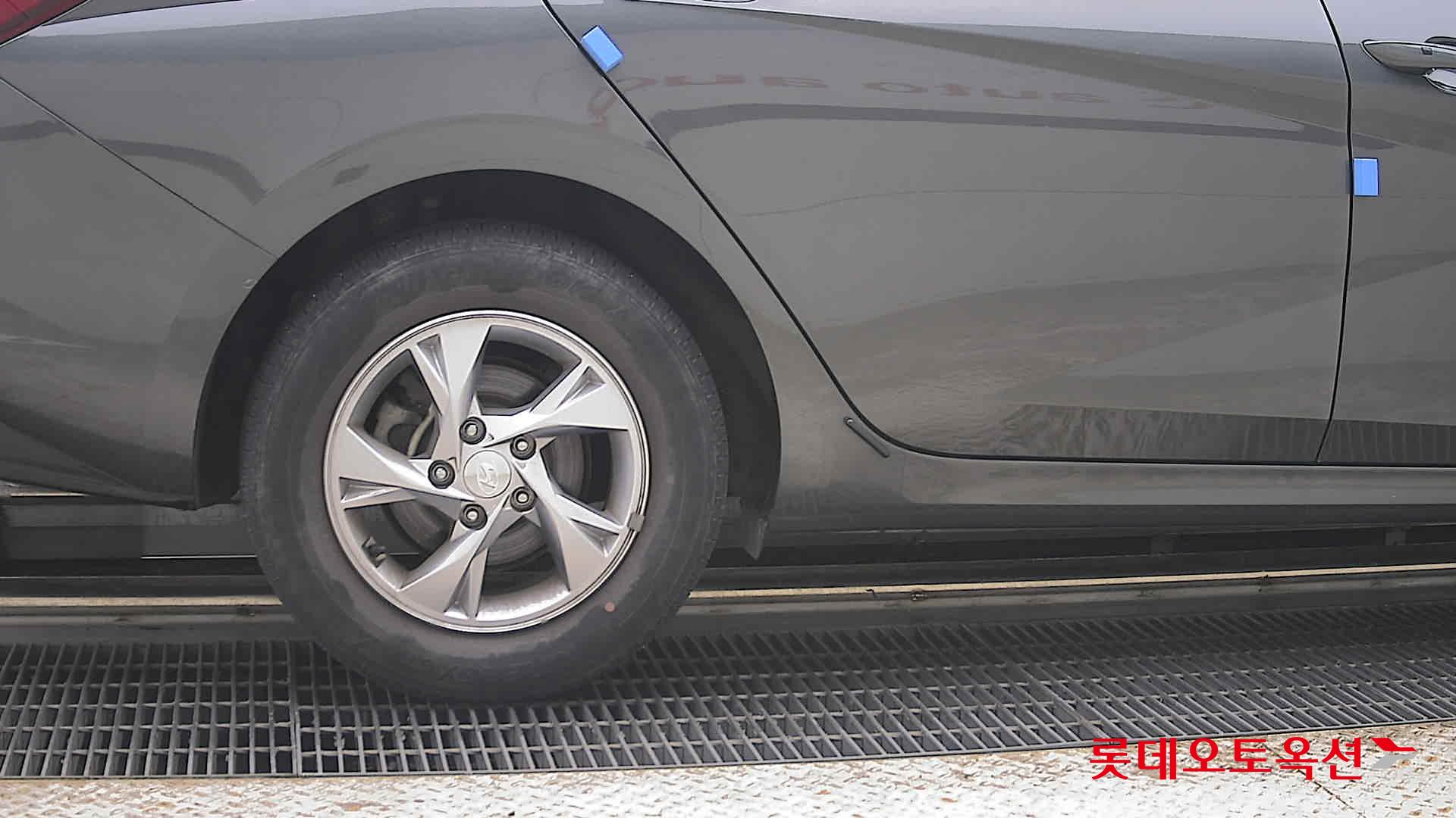 2021 - hyundai avante