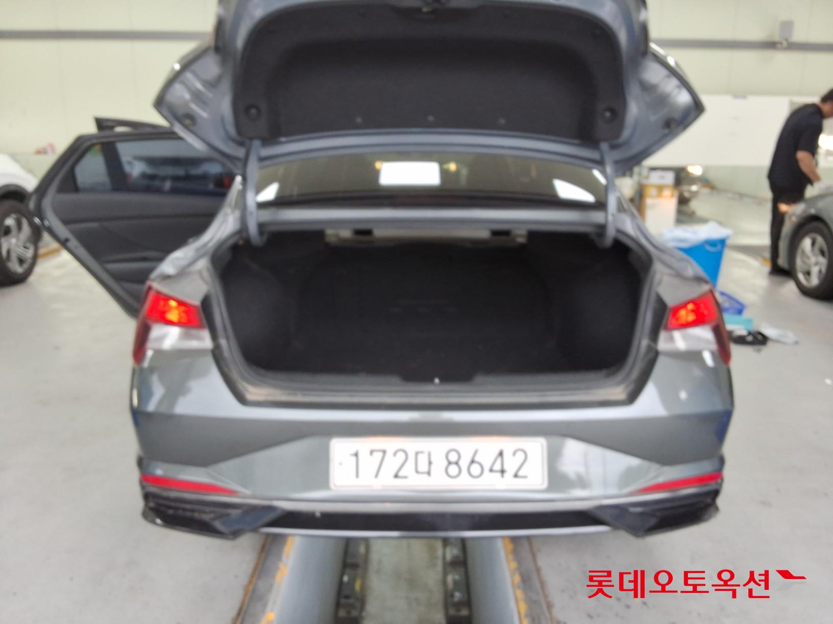 2021 - hyundai avante