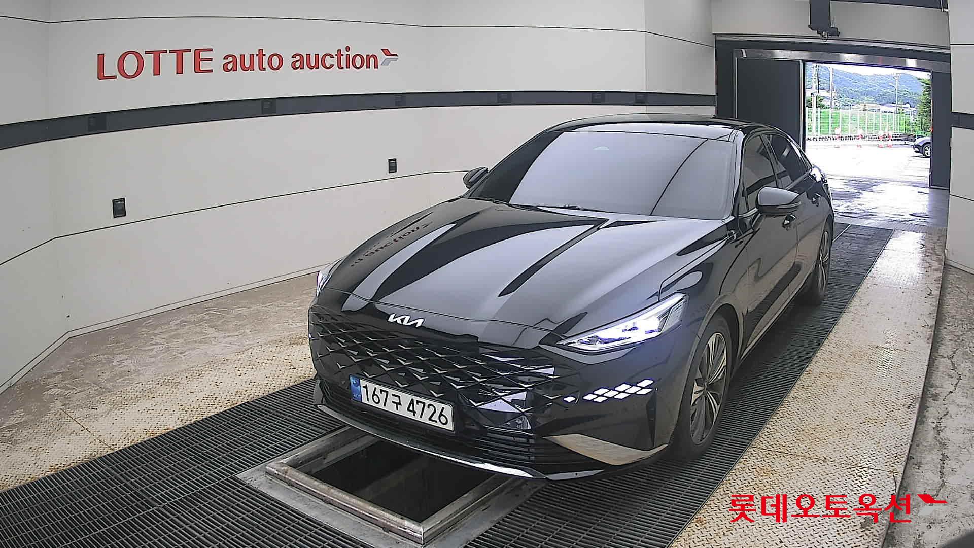 2022 - kia k8
