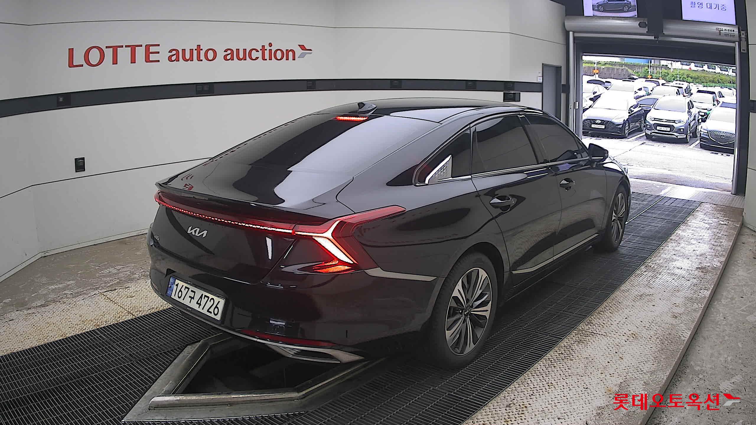 2022 - kia k8