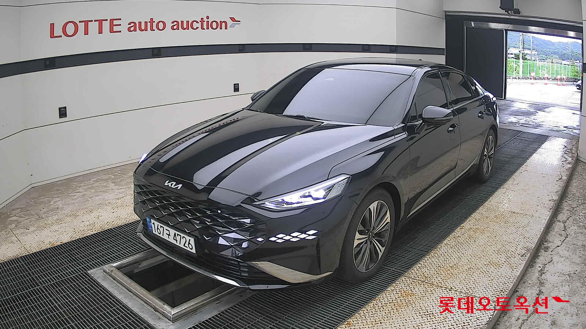 2022 - kia k8