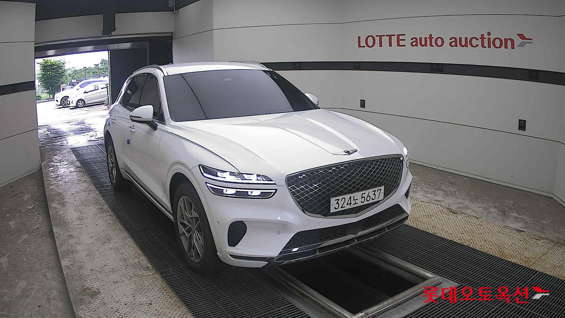 2023 - genesis gv70