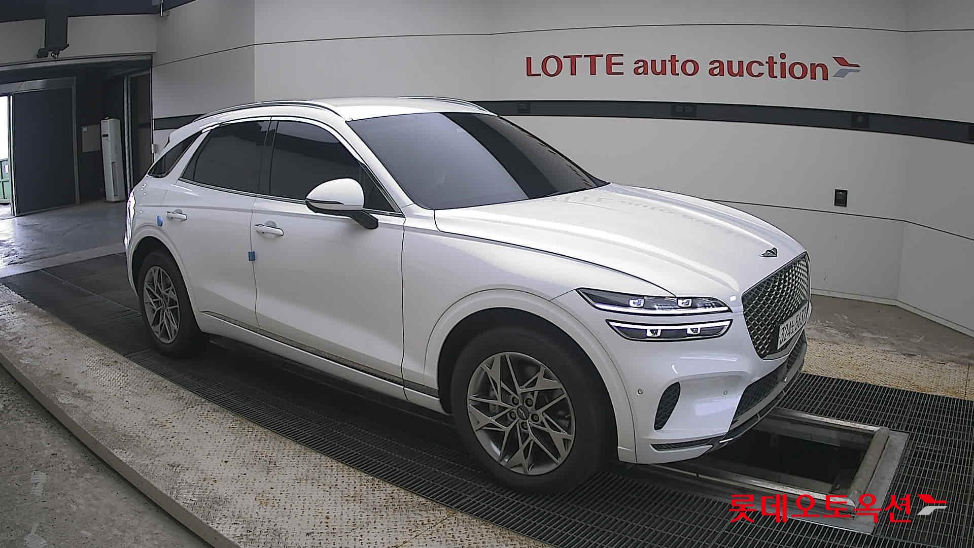 2023 - genesis gv70