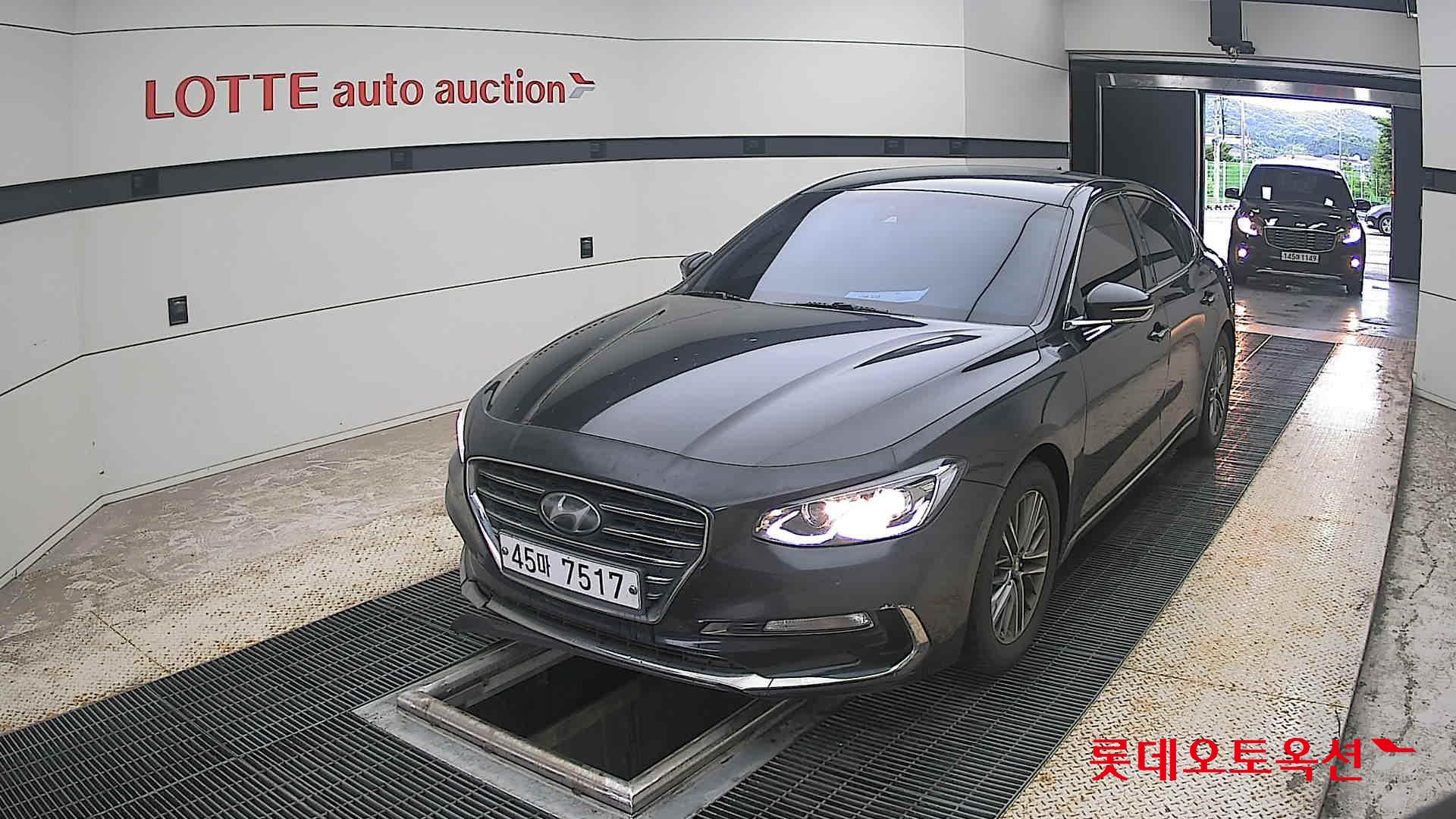 2017 - hyundai grandeur