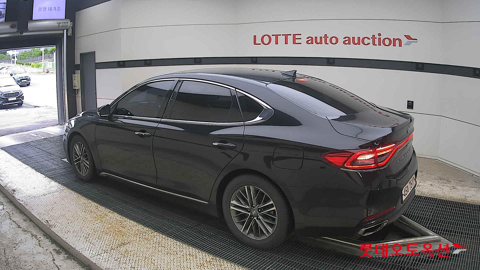 2017 - hyundai grandeur