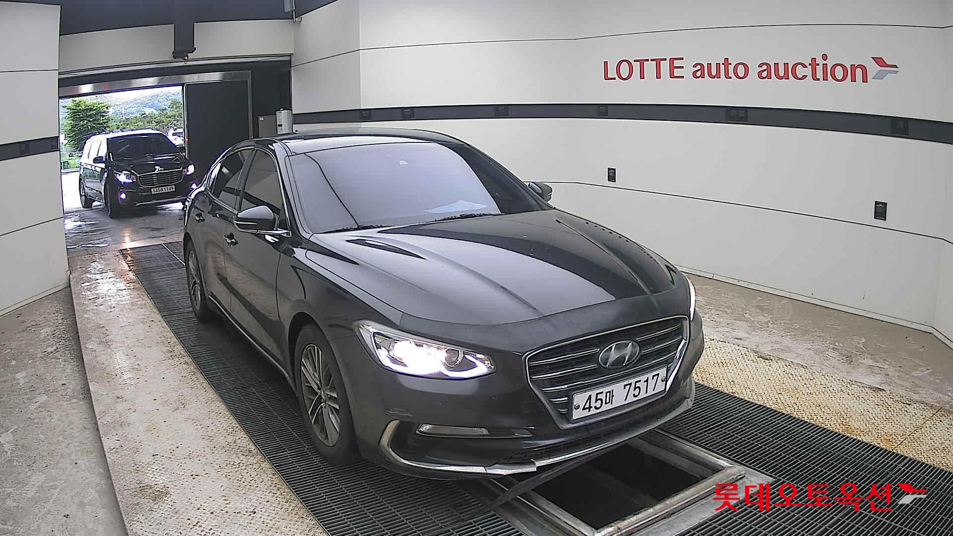 2017 - hyundai grandeur