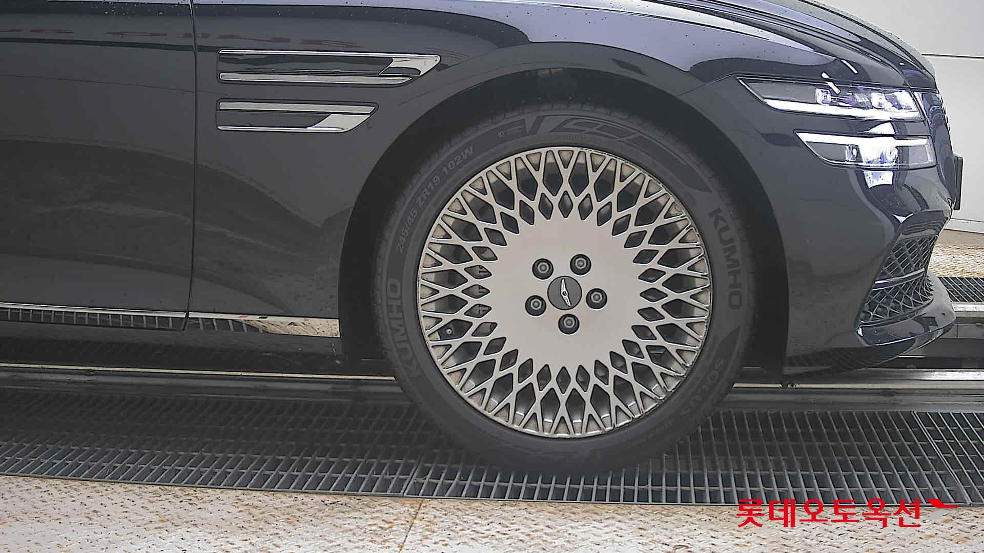 2024 - genesis g80