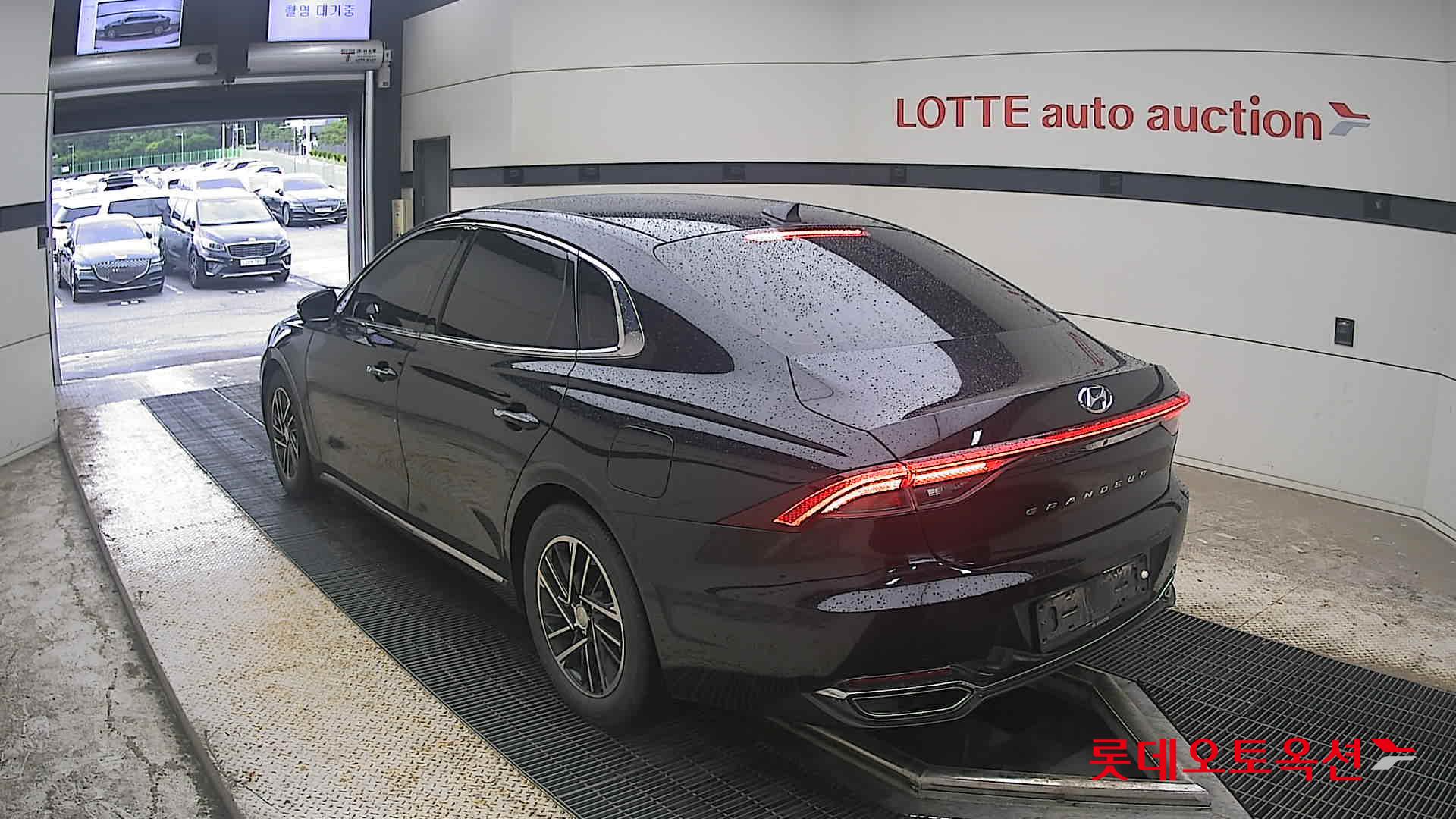 2020 - hyundai grandeur
